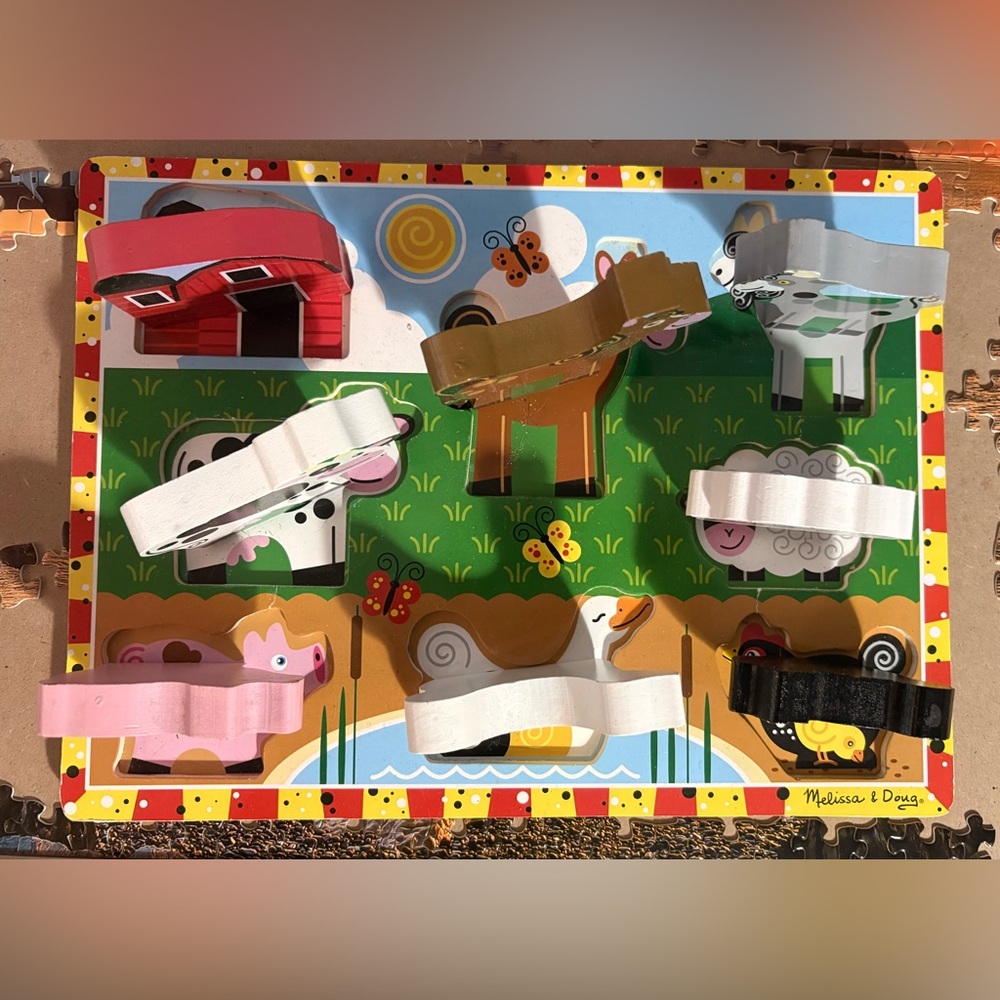 Melissa & Doug Farm Friends Puzzle - Picture 5 of 7